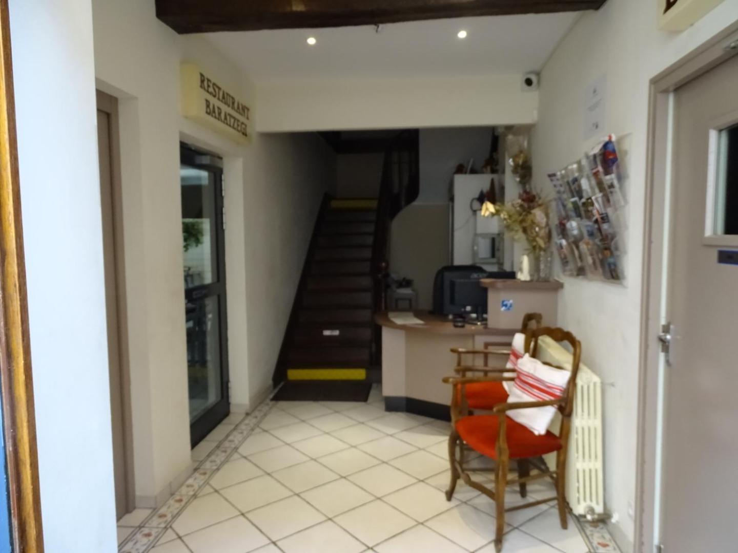 Hotel De La Poste Tardets-Sorholus Dış mekan fotoğraf