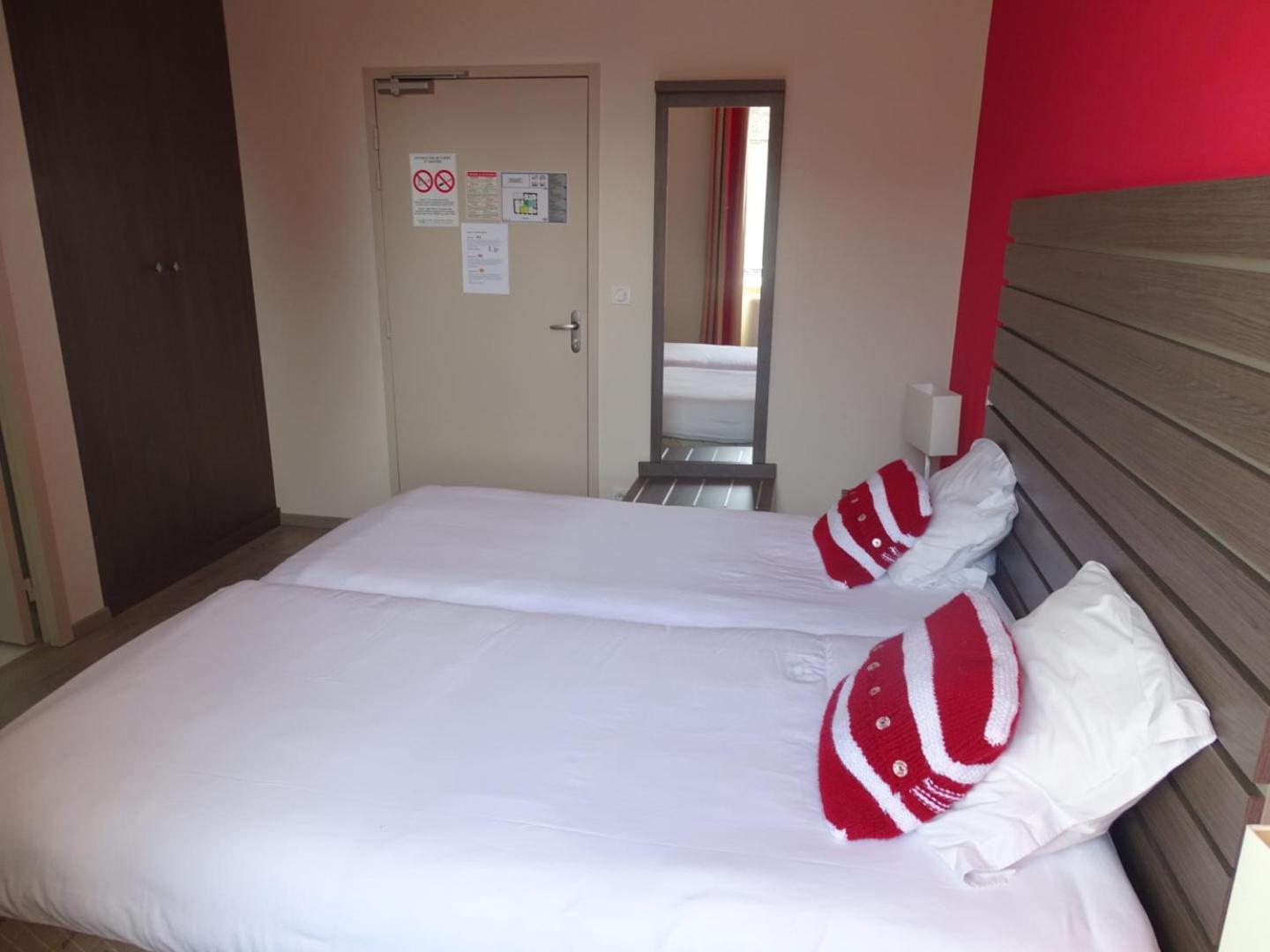 Hotel De La Poste Tardets-Sorholus Dış mekan fotoğraf